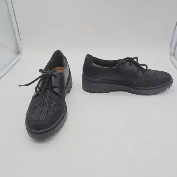 Clarks Women's Calla Ruby Lace-Up Flats Black gray sz 7.5 - Picture 9 of 9